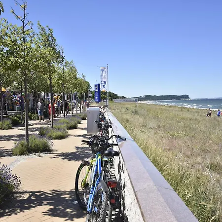 Comforts Near Seaside Charm, Cleaning Included Apartment