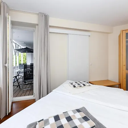 Comforts Near Seaside Charm, Cleaning Included Sellin (Rugen)