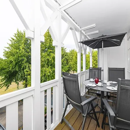 Comforts Near Seaside Charm, Cleaning Included Apartment Sellin (Rugen)